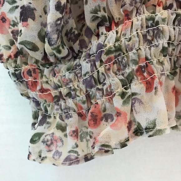 Dynamite Woman’s Size Small Sheer Top Blouse Crossover Back Straps Floral Boho - Picture 6 of 9